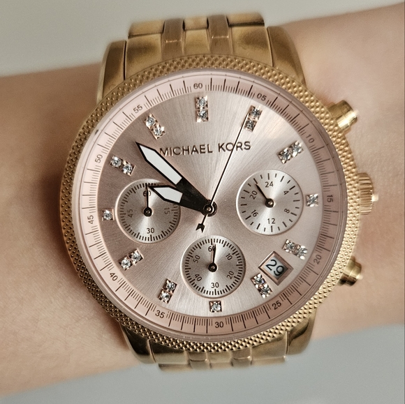 Michael Kors Rose Gold Watch - Picture 1 of 13